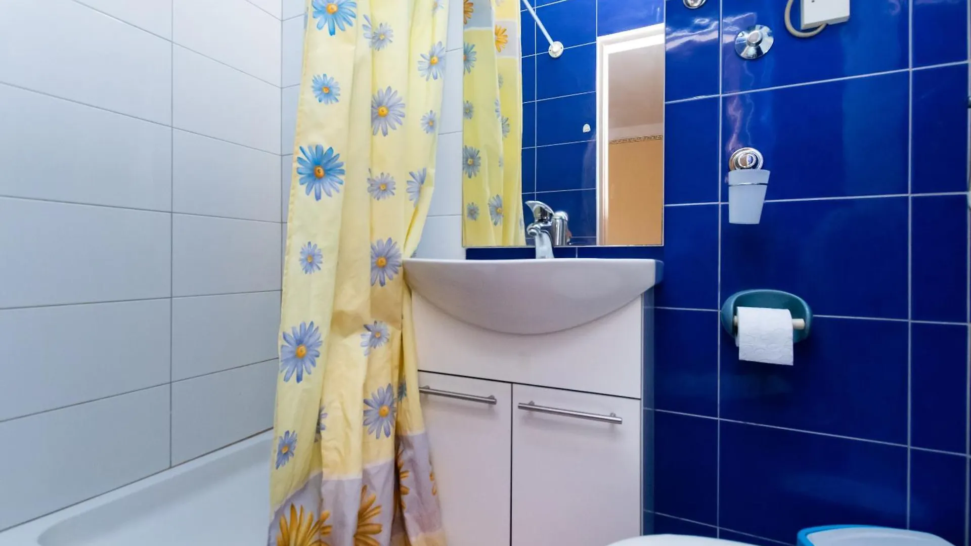 Apartments Antun M Lopar 0*,